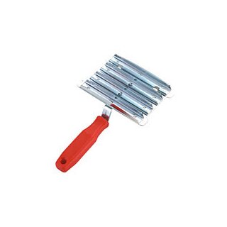 Metall-Striegel