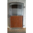 Stalltür - Pferdeboxen-Aussentüre - 2-flüglig - mit Bogen - mit Schutzgitter und Sicherheitsglas 2,5x1,25m pulverbeschichtet Recyclingbohlen